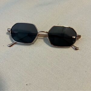 Hexagonal Black Sunglasses